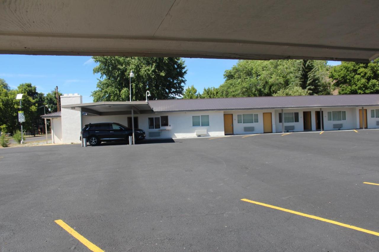 Oregon Trail Inn And Suites Lakeview Buitenkant foto